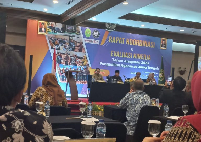 Rapat evaluasi 1